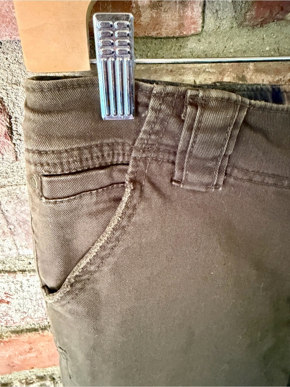 Sanctuary Cargo Pants in Olive Green - Picture 4 of 12